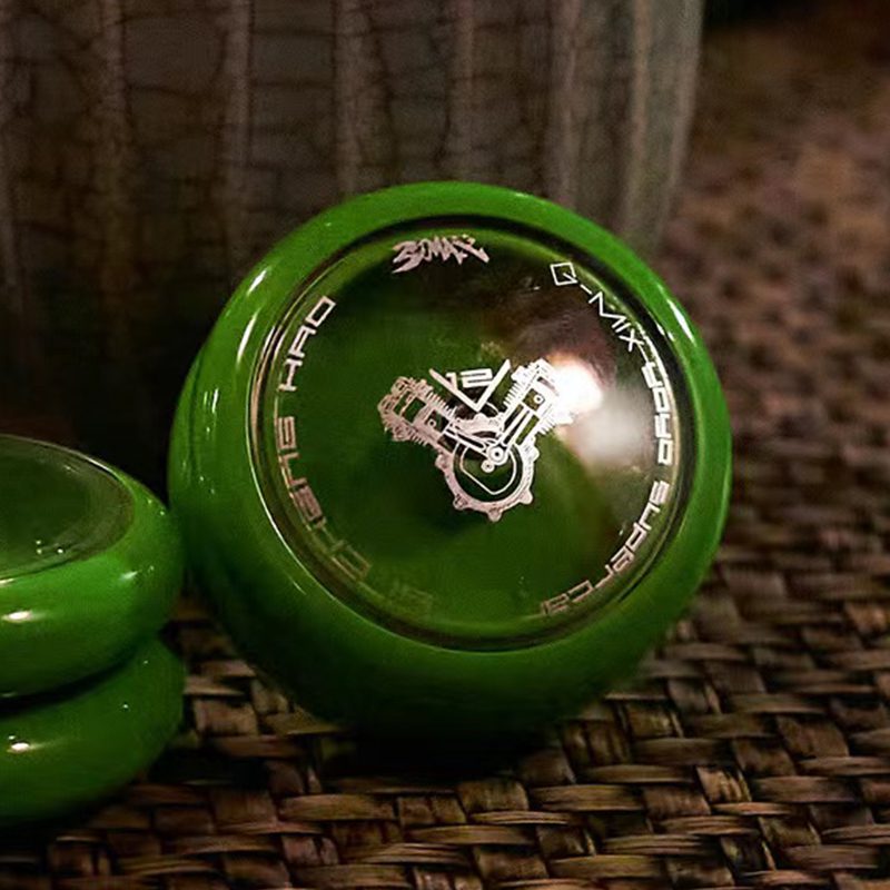 Large V Transparent Green Silver 색상의 v12